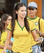 Adriana Lima Yellow Incident: Unveiling the Controversy