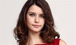 Beren Saat: a Journey into the Life of a Beloved Star and Her Children