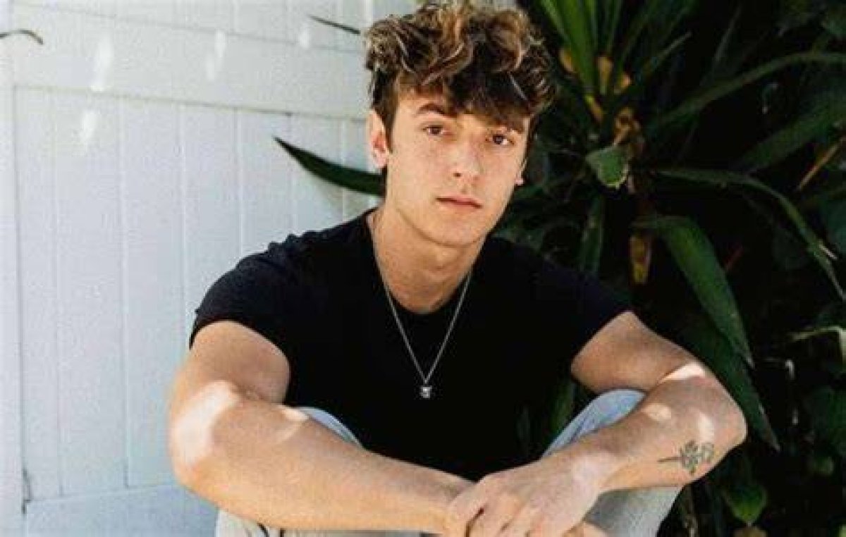 Bryce Hall Net Worth: Unveiling the Wealth of a Social Media Star