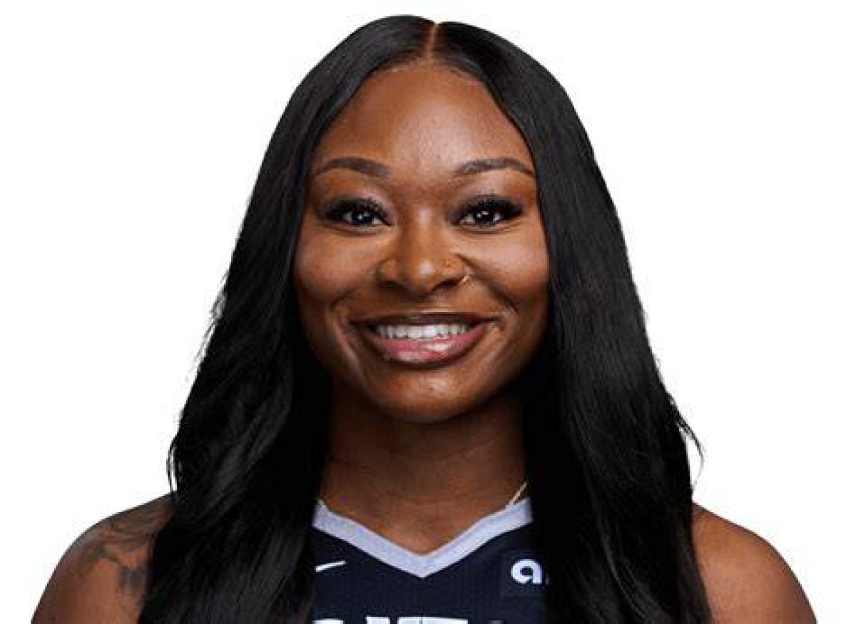 Dana Evans Contract: a Deep Dive into Her Professional Journey
