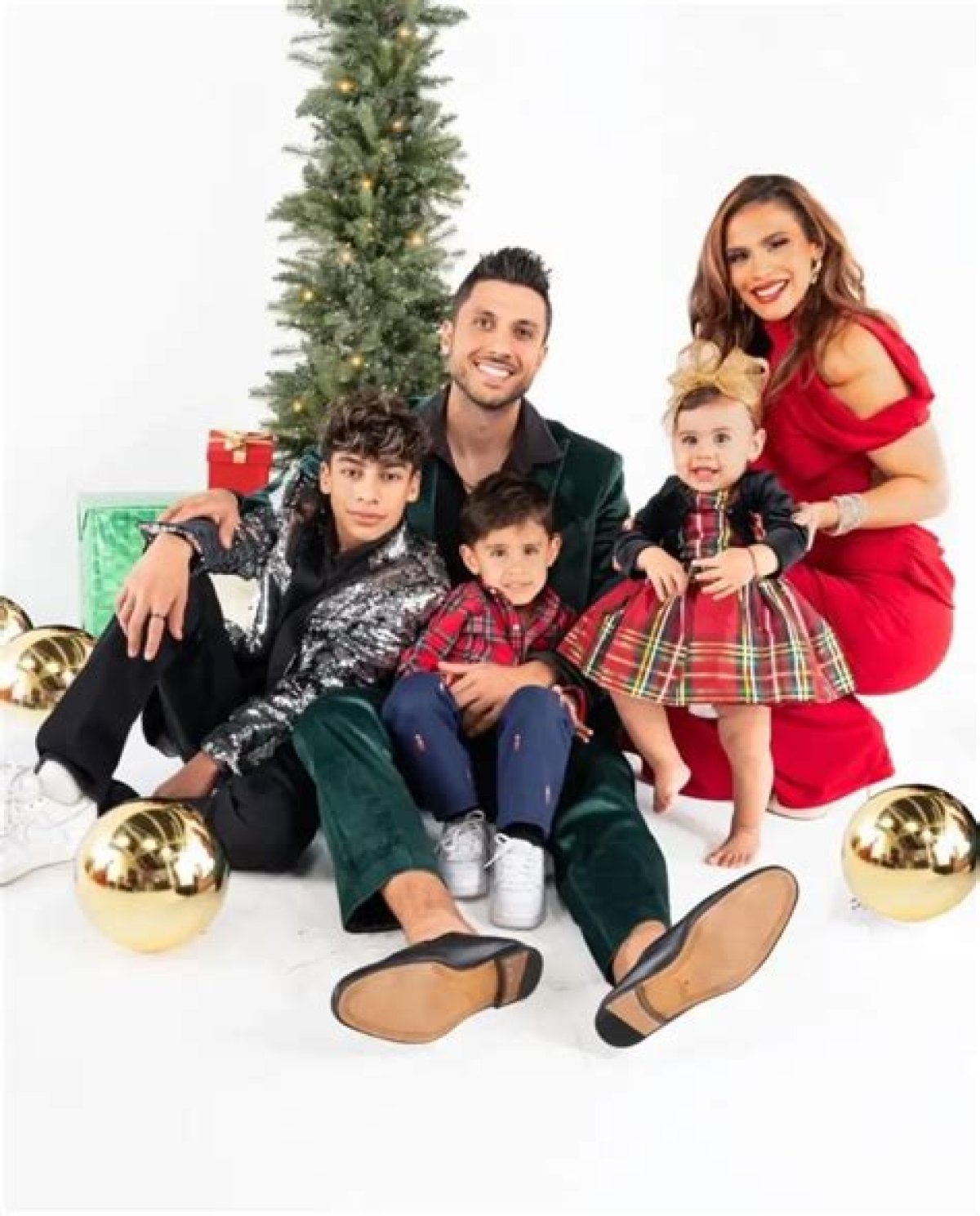 Dometi Pongo Bio, Wiki, Age, Family, Wife, Mtv, Awards and Net Worth