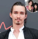 Exploring the Rumors: Robert Sheehan Dating Life Unveiled