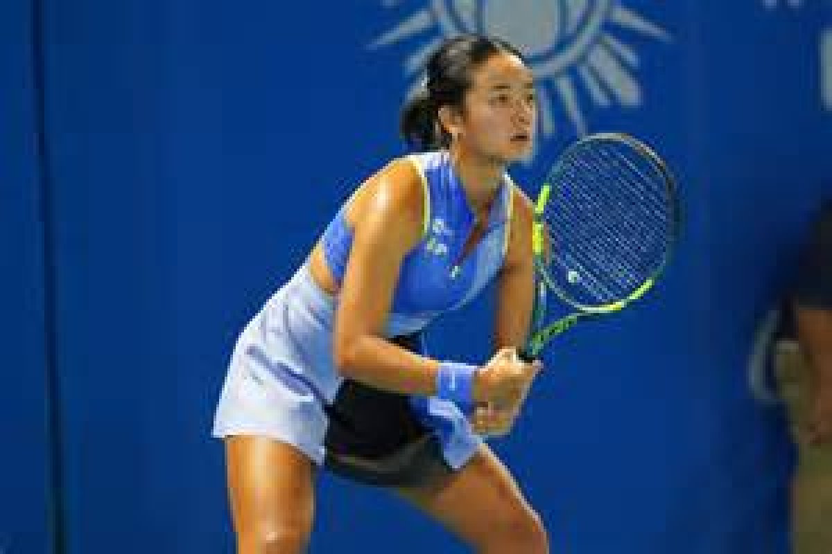 Get the Scoop: Alex Eala's Towering Height