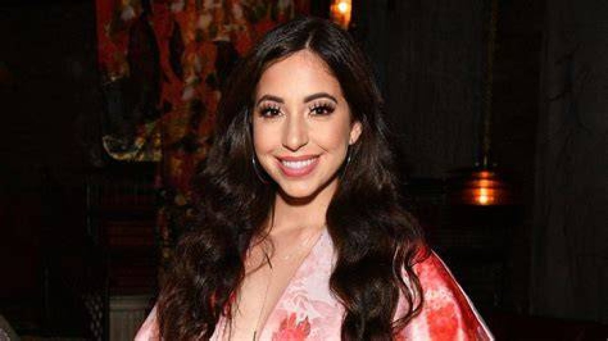 How Rich Is Cher Hubsher Father Dr Mason Hubsher? Net Worth After Retirement