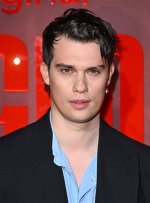 Is Nicholas Galitzine Bisexual or Queer