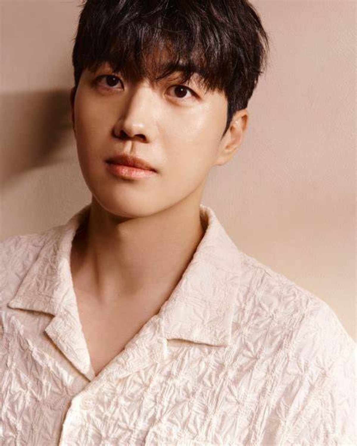 Kang Hoon: the Rising Star of K-Dramas