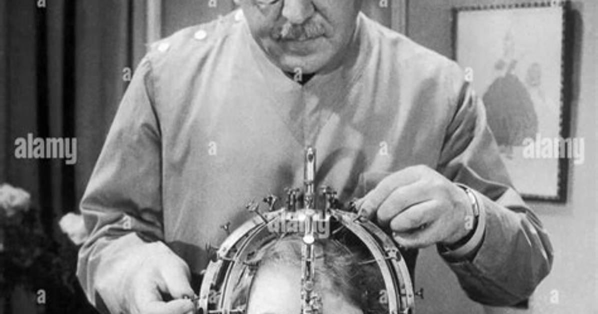 Max Factor, Sr. |