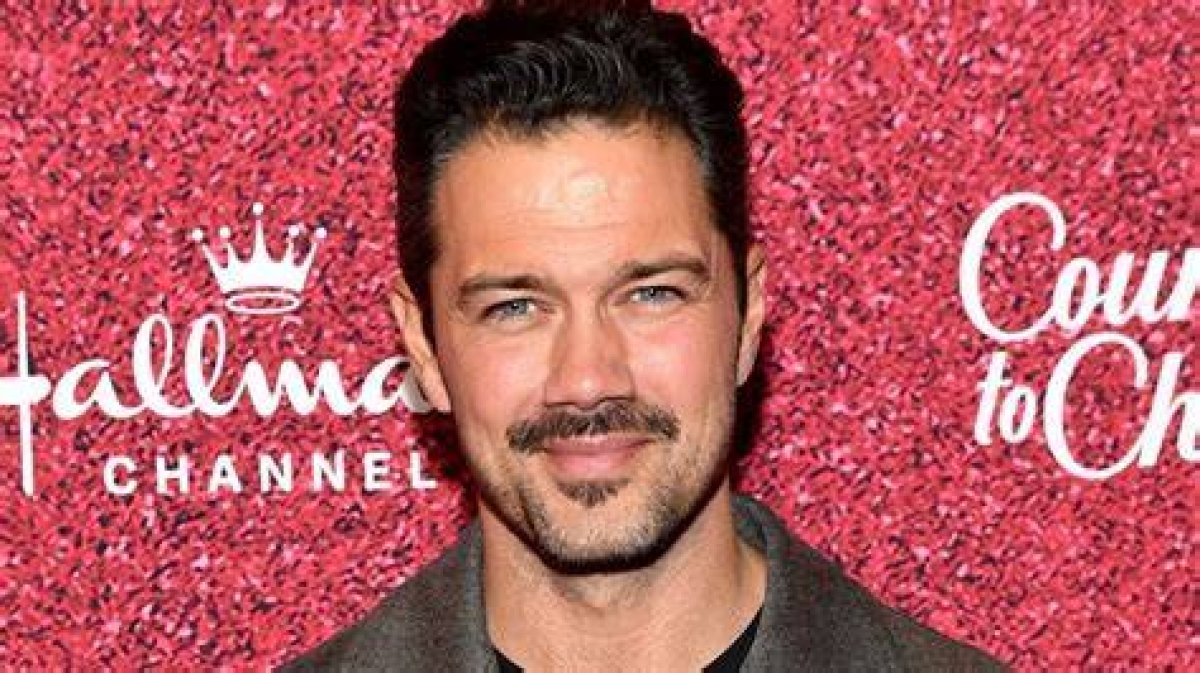 Ryan Paevey: the Rising Star of Hallmark Movies