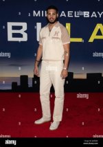Sarunas J. Jackson ( Alejandro Dro Peña) Bio, Age, Height, Wife, Insecure