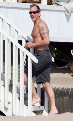 Unraveling the Family Life of Kiefer Sutherland: Does He Have Children?