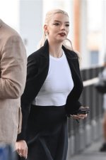 What Bra Size Is Anya Taylor-Joy?