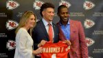 Who Are Patrick Mahomes Parents? Patrick Mahomes Parents Name, Biography, Age, Girlfriend, Career
